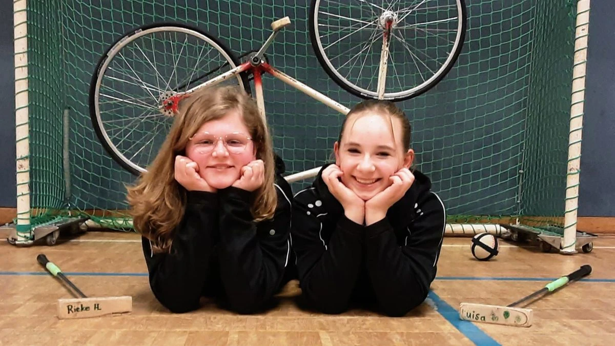 Das U15-Radpolo-Duo der RSV Frellstedt belegt im Halbfinale den dritten Rang.